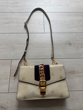 Gucci Sylvie Beige Leather Shoulder Bag with Navy and Red Web Stripe